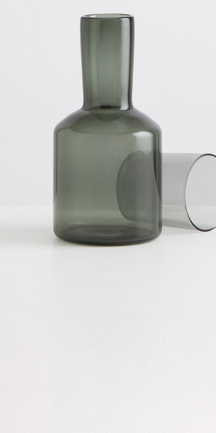 Glaswerk Livenza carafe à eau en verre avec couvercle, Volume : 1,5 litre, couvercle hermétique, verre borosilicaté